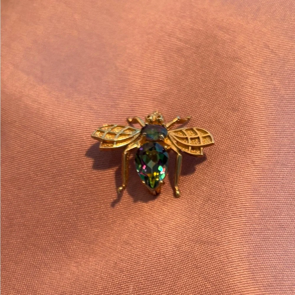 10k Gold and Topaz Bee Pin